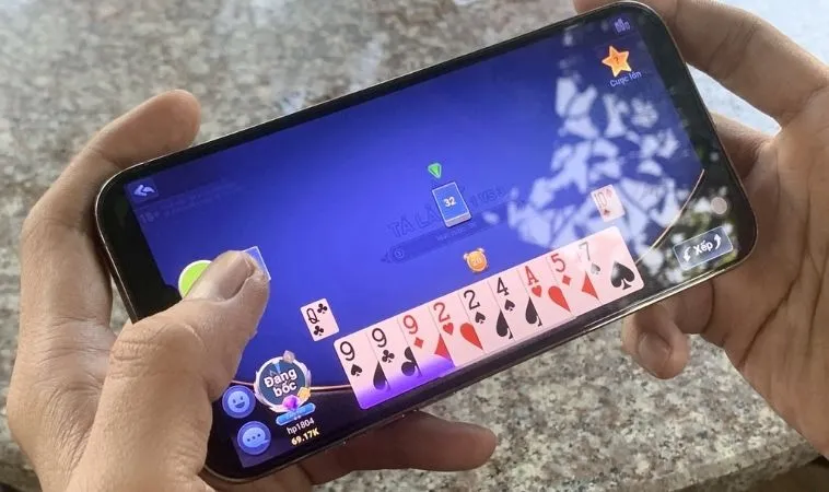 Trải nghiệm chơi game bài cực đã tại nhà cái BET168VN